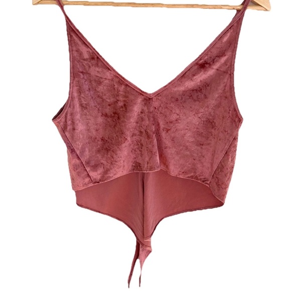 Free People Intimately Mauve Pink Velvet Cropped V-Neck Button Tie Front Size XS - Picture 4 of 9
